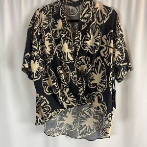 NWT Rachael Ray Black and Cream Floral Blouse